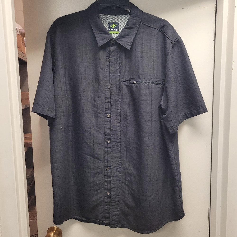 Nordictrack black buttonup